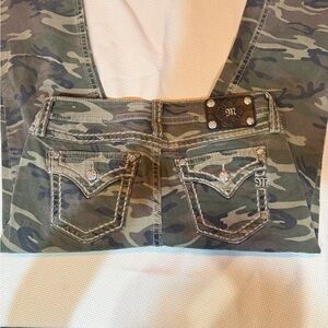 Miss Me Camouflage Women's bootcut, medium rise Jeans